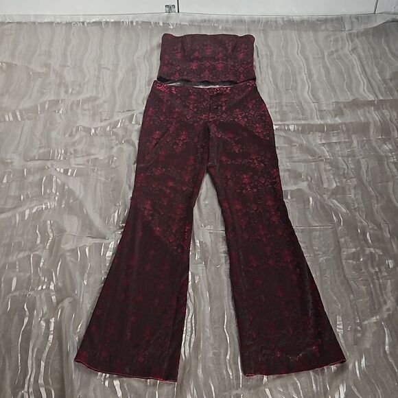 Le Chateau Ladies 2 Piece Jaccard Croset Top & Flare Pants Ruby Red & Black Med - Picture 5 of 16